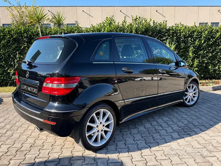 Mercedes-Benz B-Class 2008 photo 3