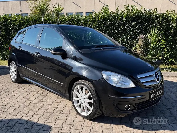 Mercedes-Benz B-Class 2008 photo 2