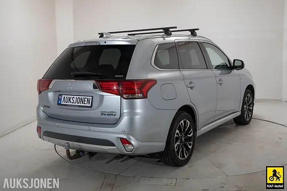 Mitsubishi Outlander 2017 photo 4