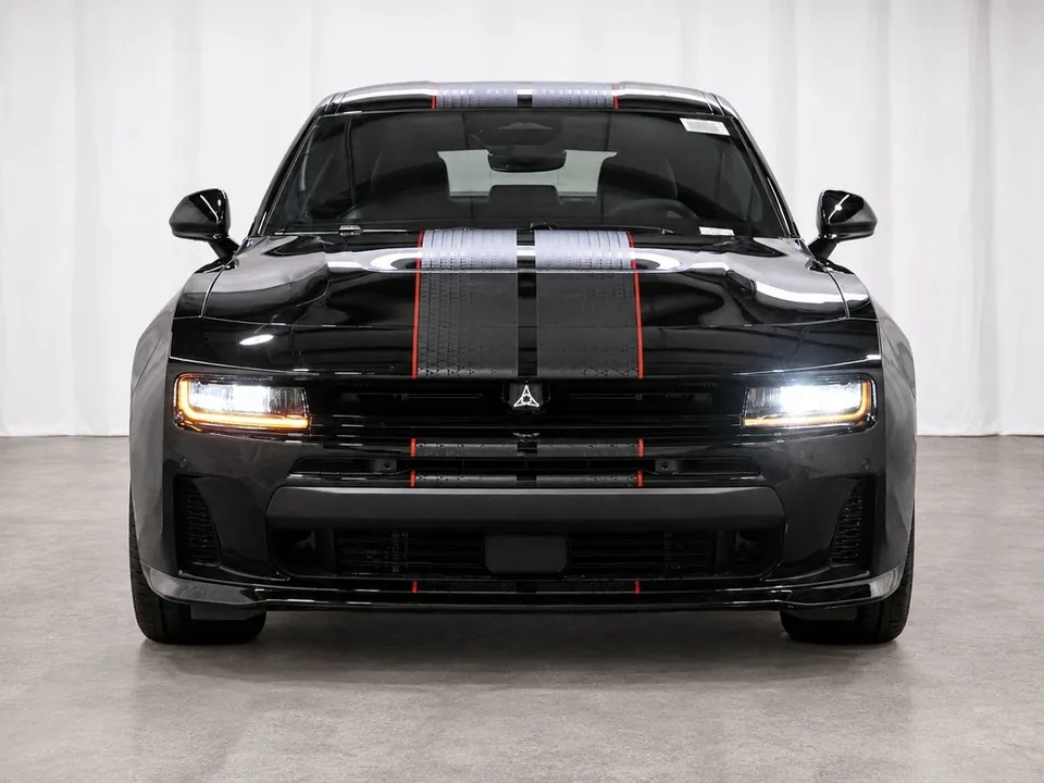 Dodge Charger 2026 photo 2