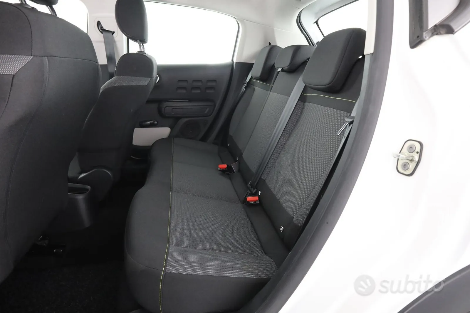 Citroen C3 2022 photo 2