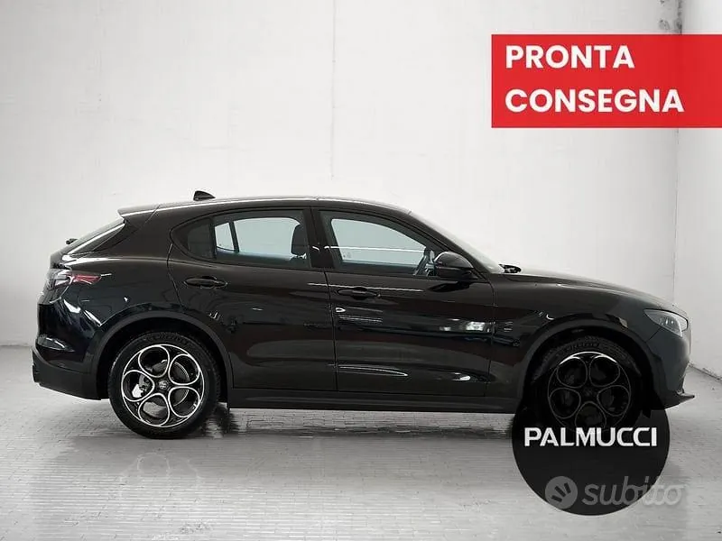 Alfa Romeo Stelvio 2025 photo 4