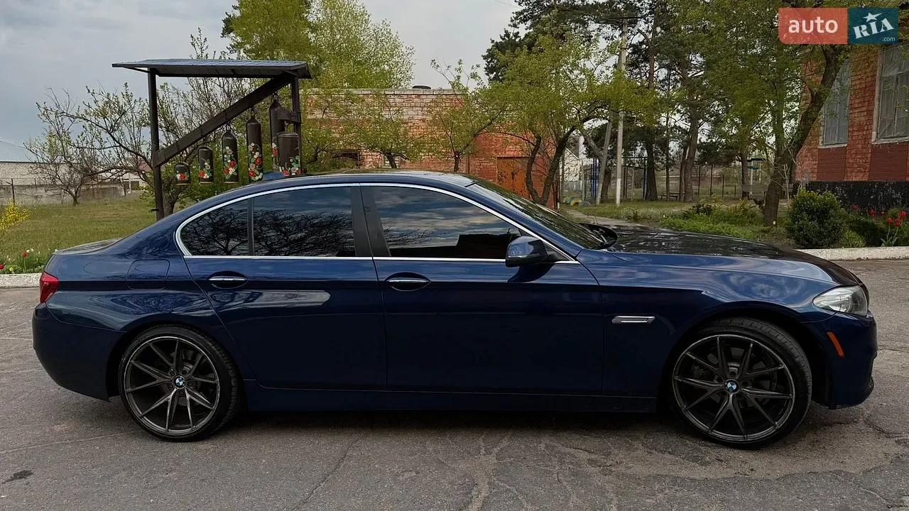 BMW 5 Series 2015 photo 4