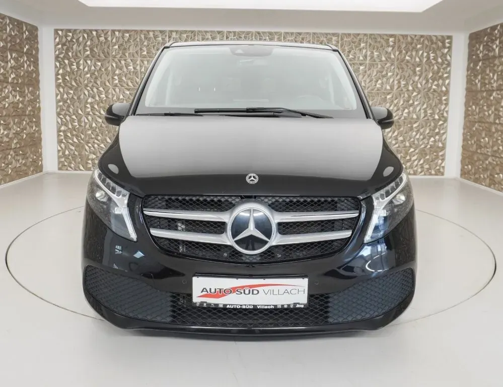 Mercedes-Benz V-Class 2023 photo 3
