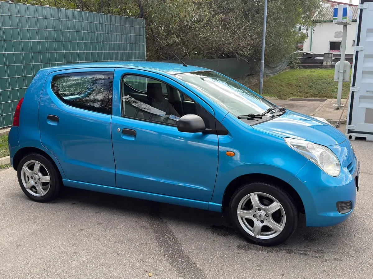 Suzuki Alto 2011 photo 3