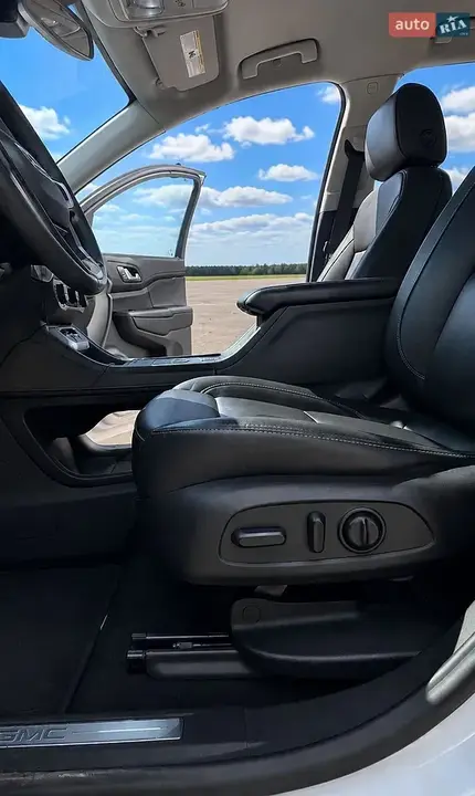 GMC Acadia 2020 photo 5