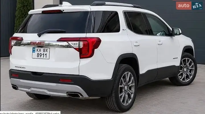 GMC Acadia 2020 photo 2