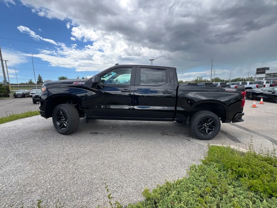 Chevrolet Silverado 1500 2026 photo 2