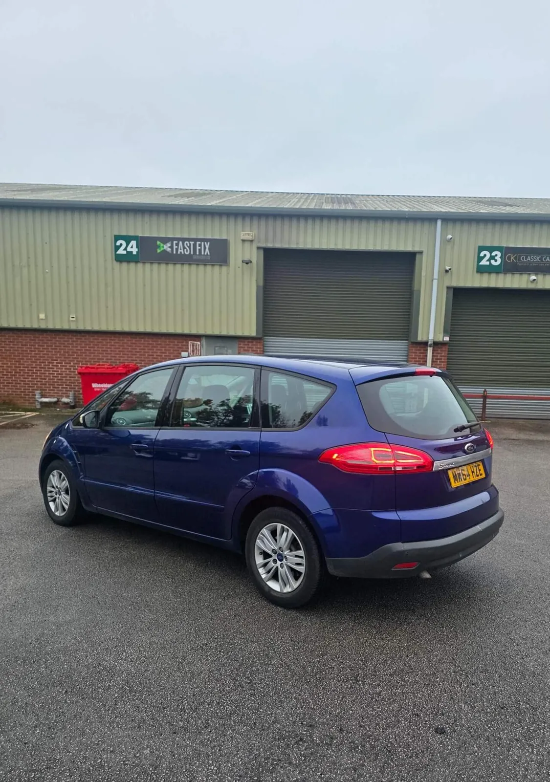 Ford S-Max 2014 photo 3