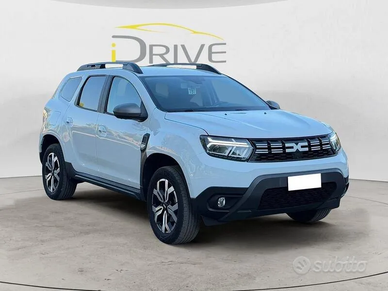 Dacia Duster 2023 photo 3