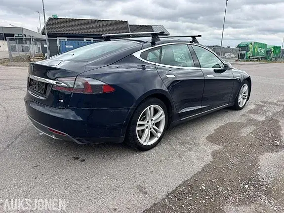 Tesla Model S 2014 photo 5