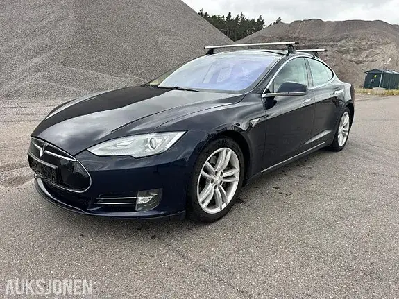 Tesla Model S 2014 photo 2