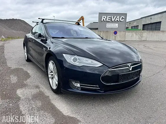 Tesla Model S 2014 photo 4