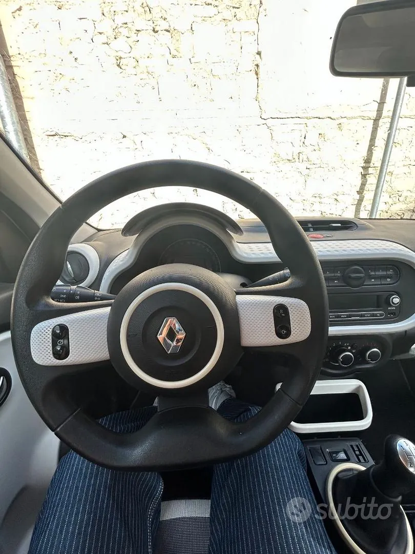 Renault Twingo 2016 photo 2