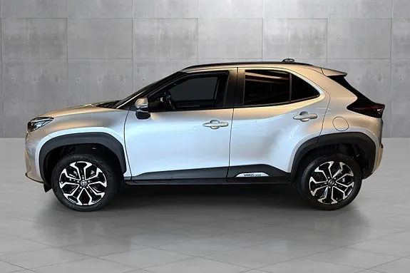 Toyota Yaris Cross 2025 photo 2
