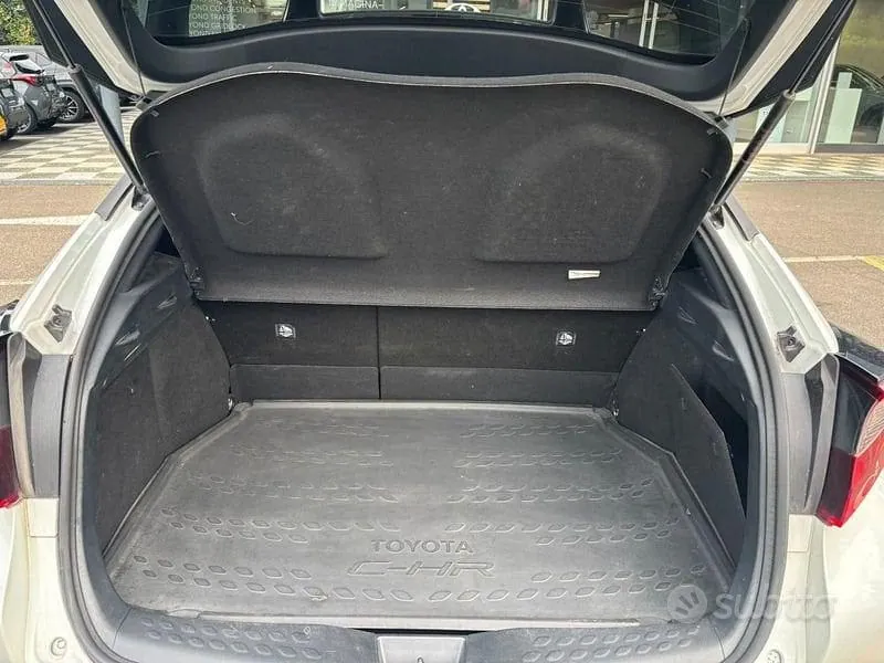 Toyota C-Hr 2021 photo 4