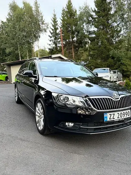 Skoda Superb 2015 photo 5