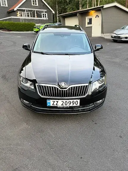 Skoda Superb 2015 photo 4
