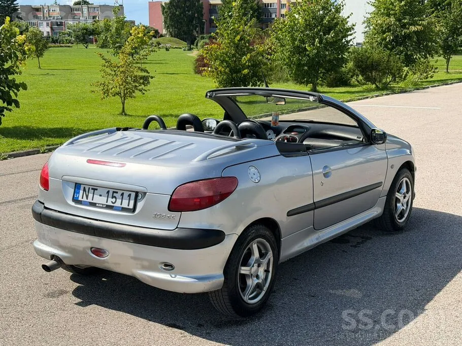 Peugeot 206 2001 photo 4
