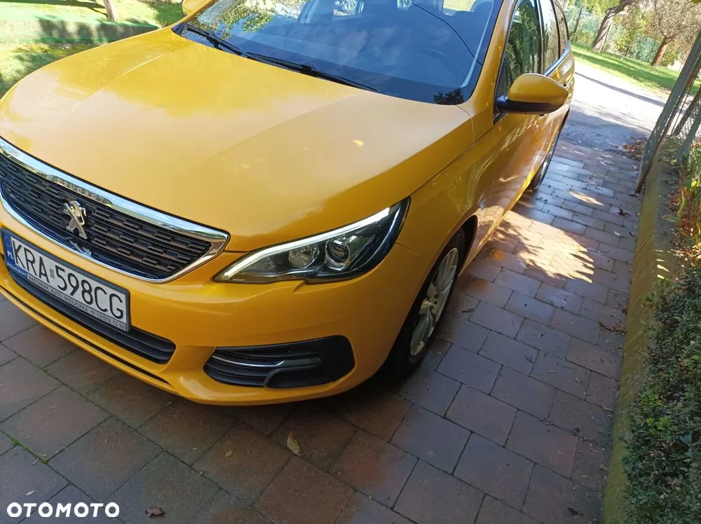 Peugeot 308 2019 photo 2