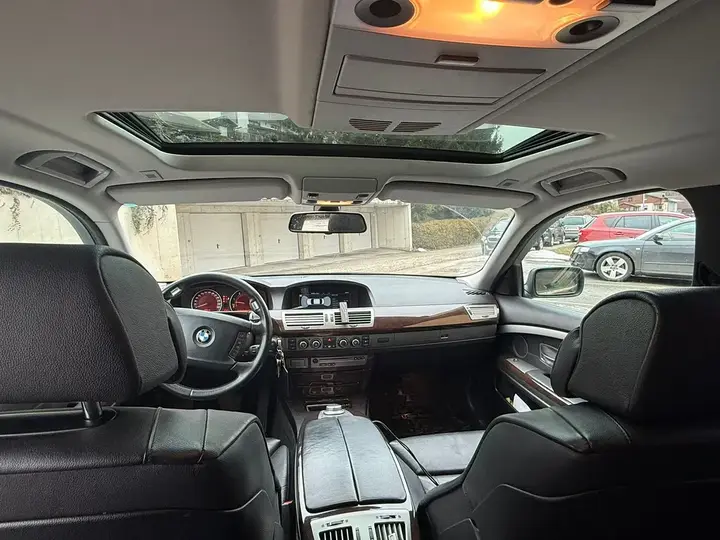 BMW 7 Series 2007 photo 3