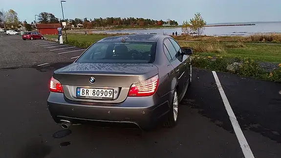 BMW 520D 2009 photo 2