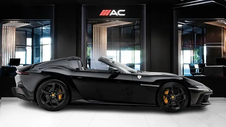Ferrari 12Cilindri 2025 photo 5