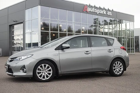 Toyota Auris 2013 photo 4