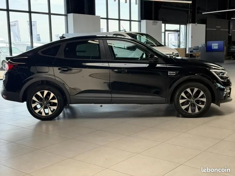 Renault Arkana 2023 photo 4