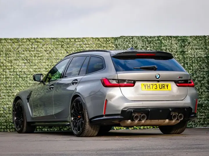 BMW M3 2024 photo 2