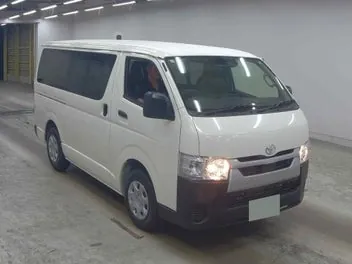 Toyota Hiace 2026 photo 2