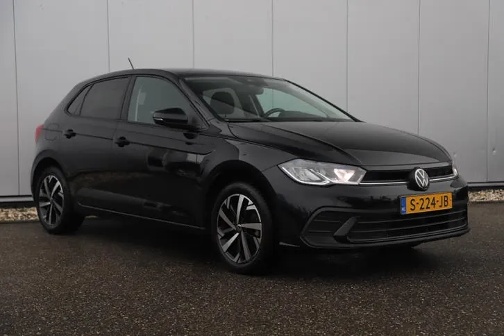 Volkswagen Polo 2023 photo 3