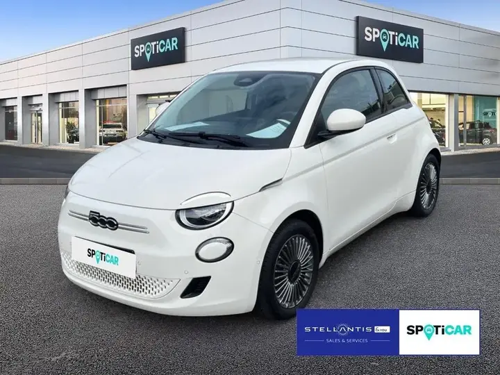 Fiat 500E