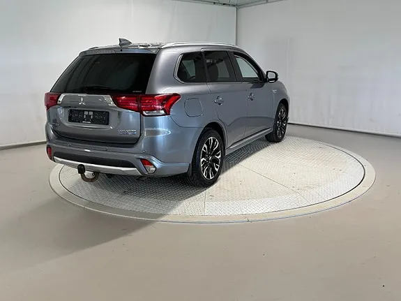 Mitsubishi Outlander 2016 photo 3