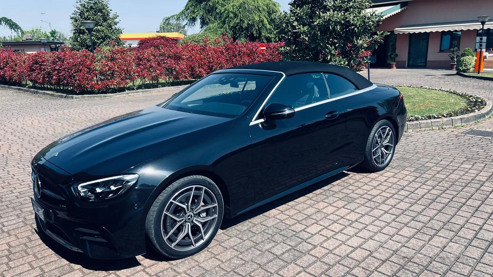 Mercedes-Benz E300