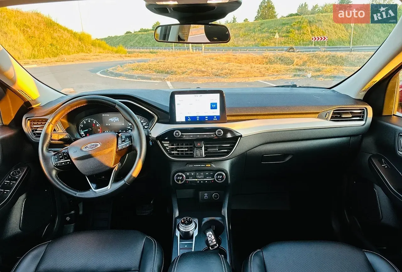 Ford Escape 2022 photo 4
