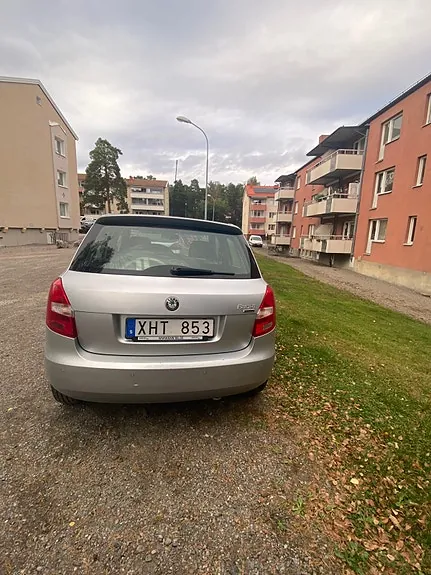 Skoda Fabia 2011 photo 4