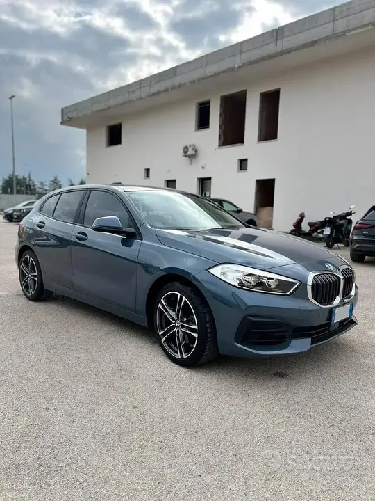 BMW 116D 2021 photo 3