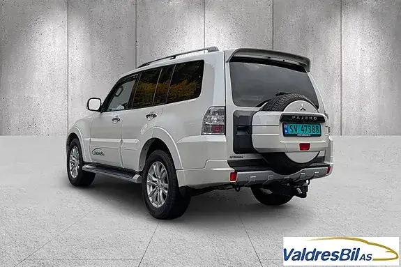 Mitsubishi Pajero 2014 photo 4