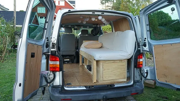 Volkswagen Transporter 2009 photo 4