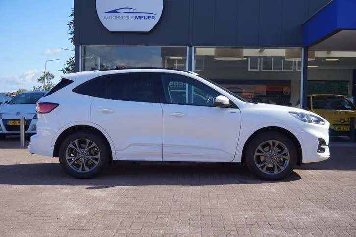 Ford Kuga 2023 photo 3
