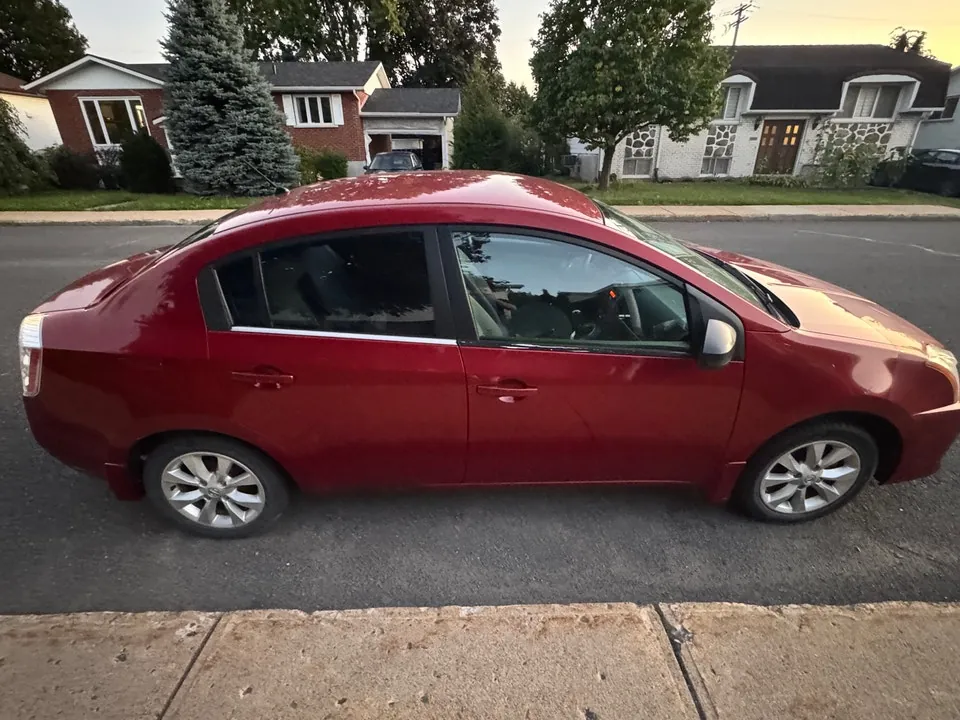 Nissan Sentra 2011 photo 4