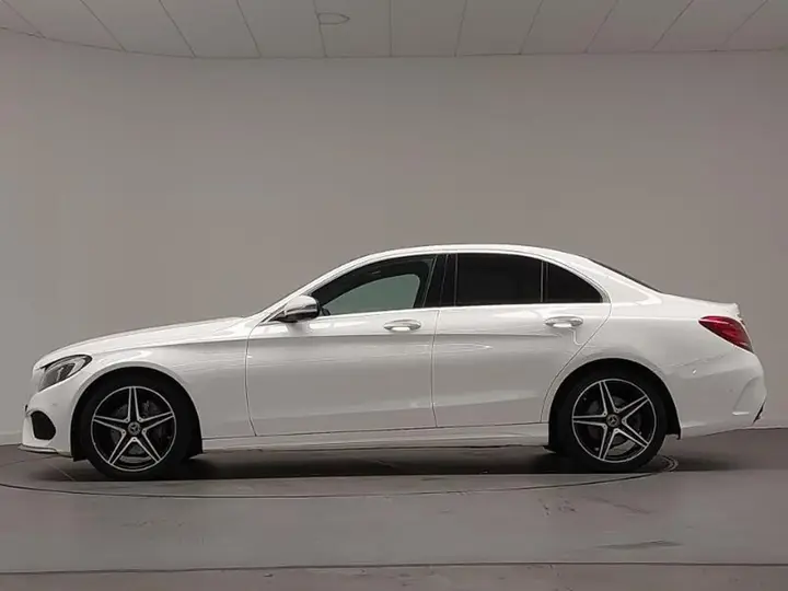 Mercedes-Benz C-Class 2016 photo 4