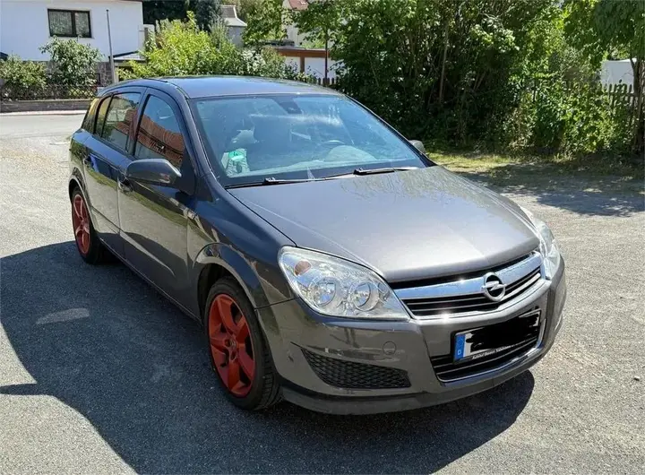 Opel Astra H