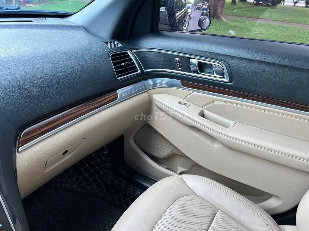 Ford Explorer 2017 photo 5
