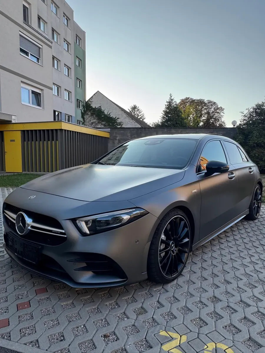 Mercedes-Benz A35 Amg