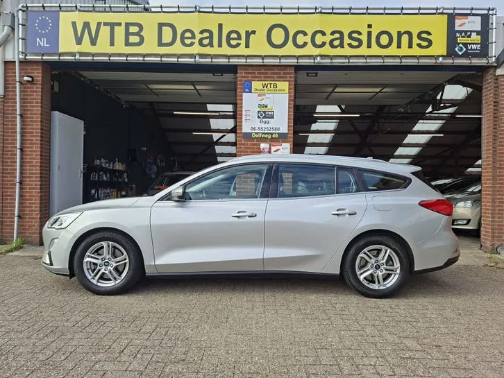 Ford Focus 2019 photo 2
