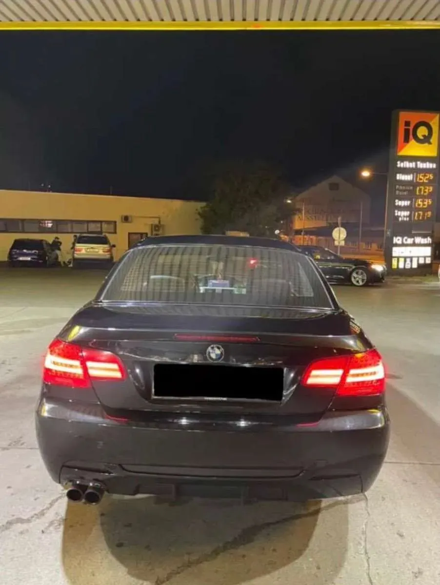 BMW 3 Series 2012 photo 2