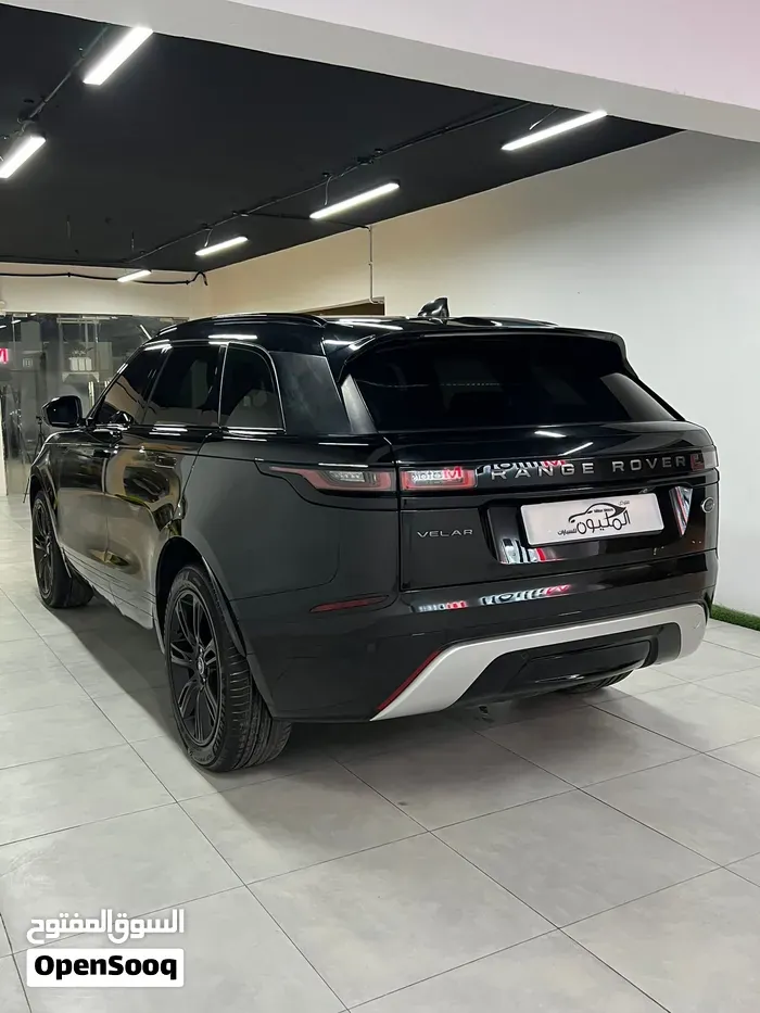 Land Rover Range Rover Velar 2022 photo 3