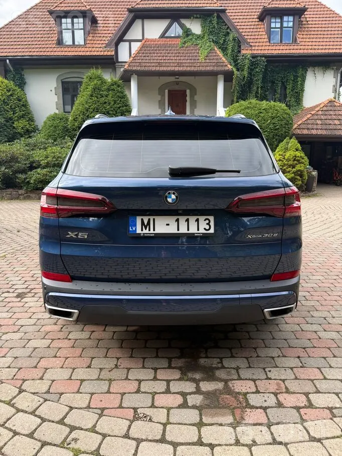BMW X5 2021 photo 3